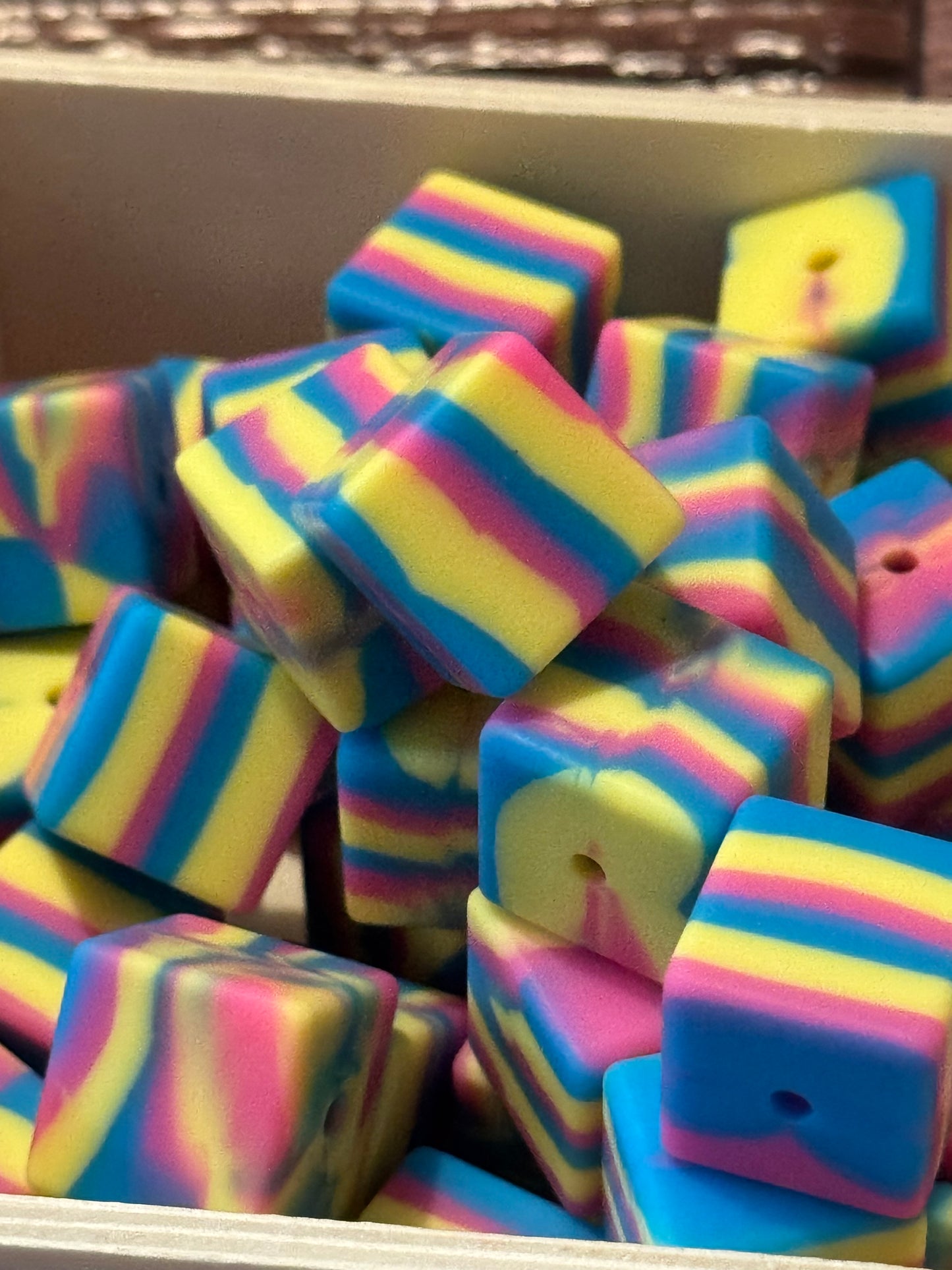 Crazy Vanilla Sprinkle square silicone bead-1
