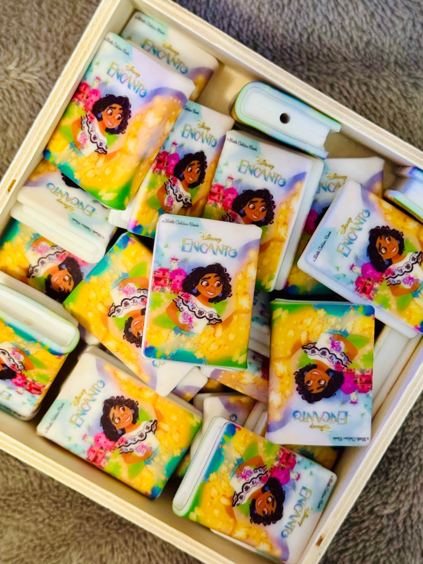 Mirabel Silicone Book Focal Bead-1