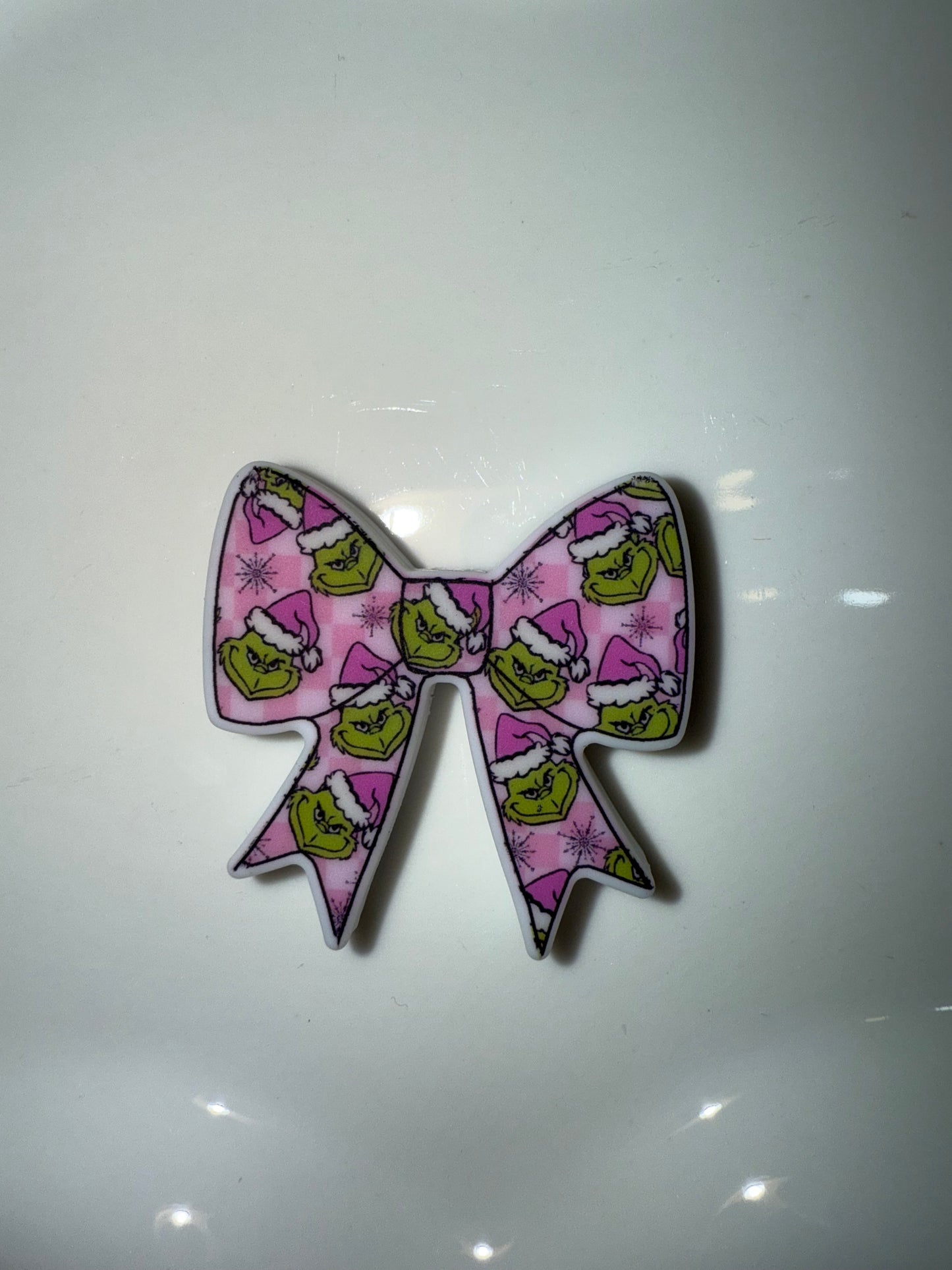 Grinchy Silicone Bow focal bead-1 Glows in the Dark