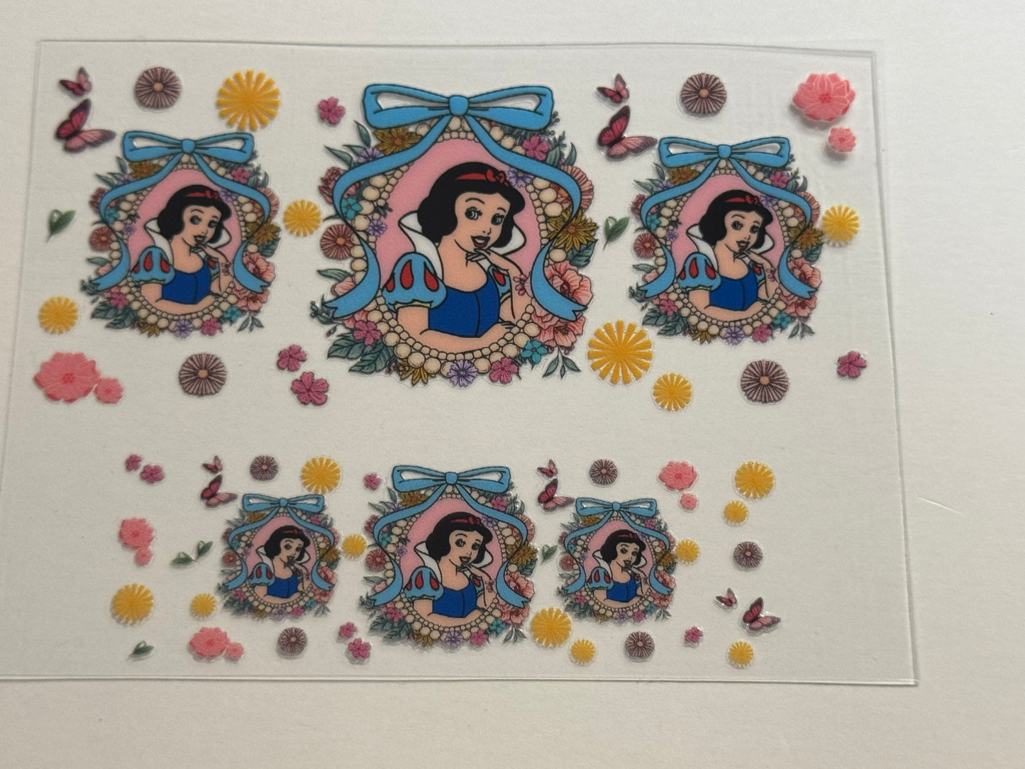 Snow Bows UV DTF for Mini Tumblers