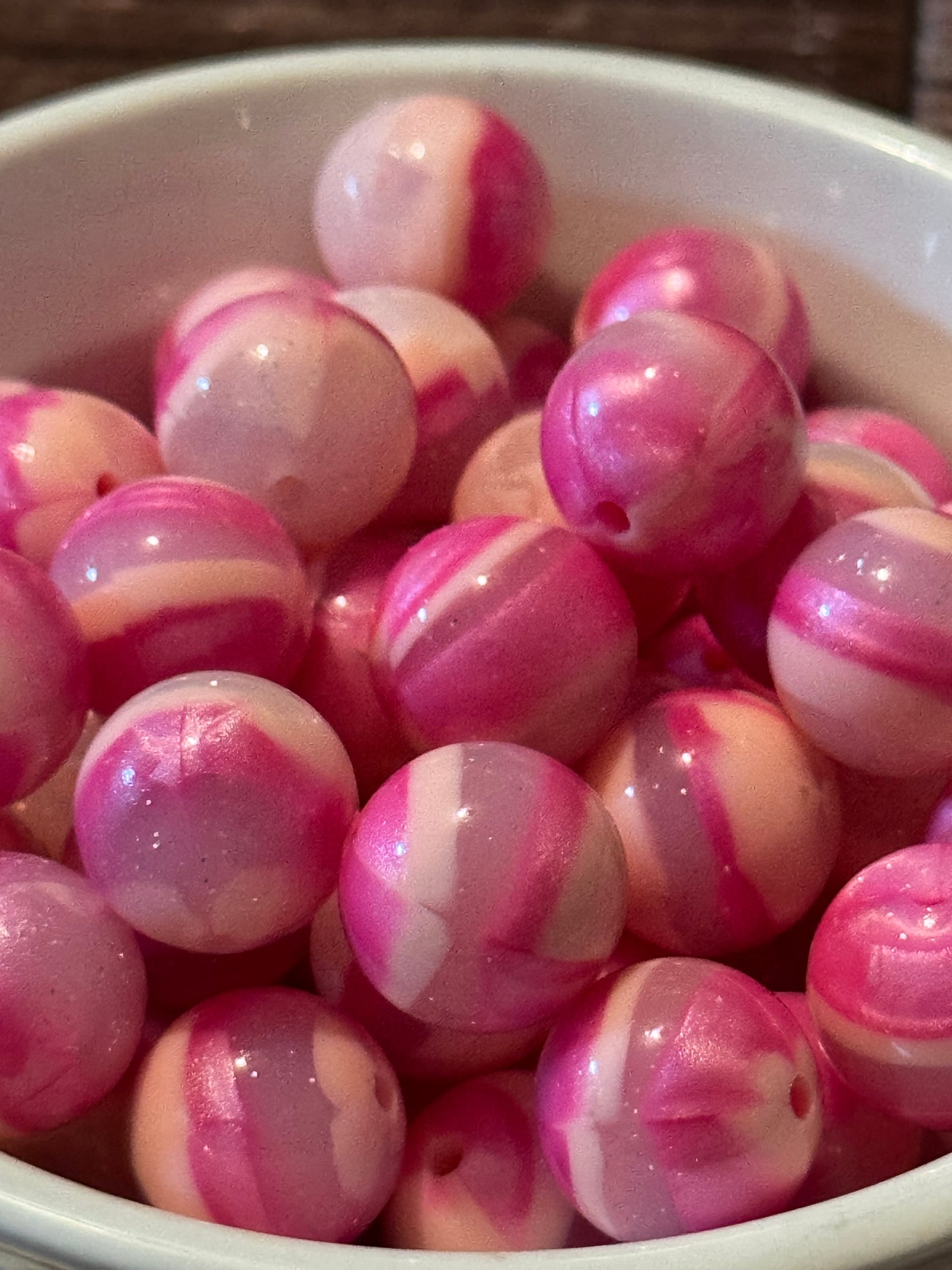 Glittery Pinkie Shiny 15mm Silicone bead-1