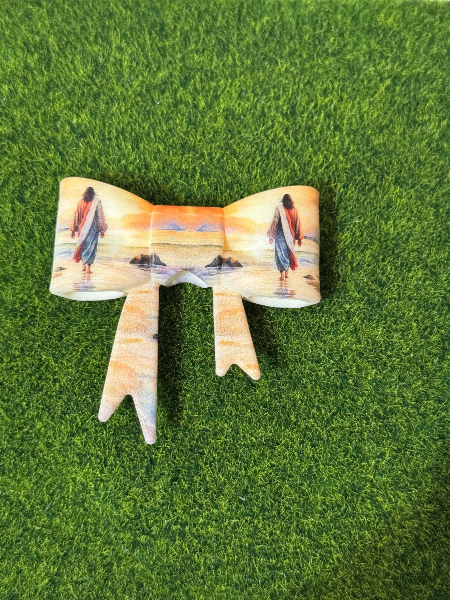 Jesus walks on water silicone bow bead-1