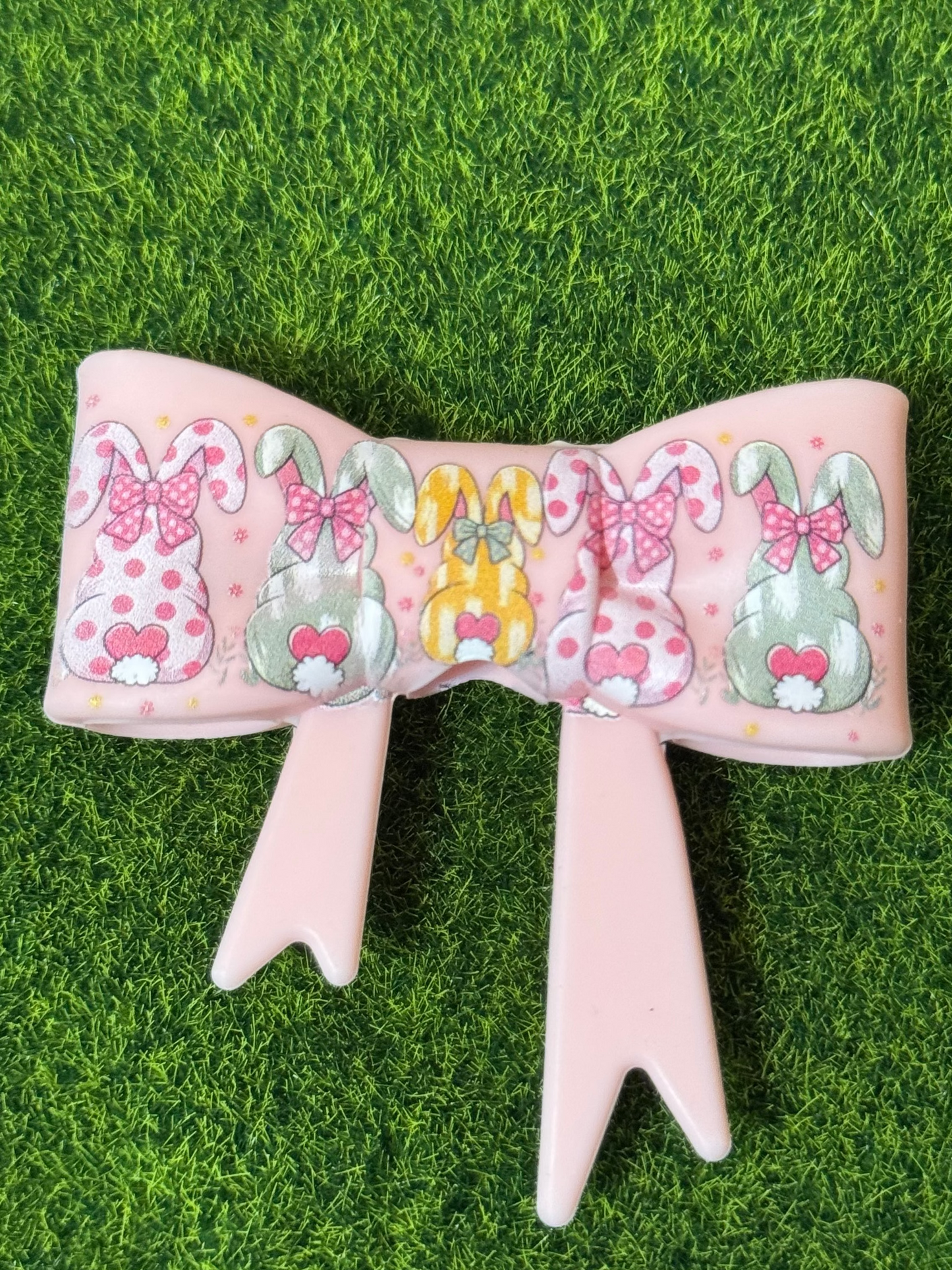 Bunny bottoms Easter silicone focal bow-1