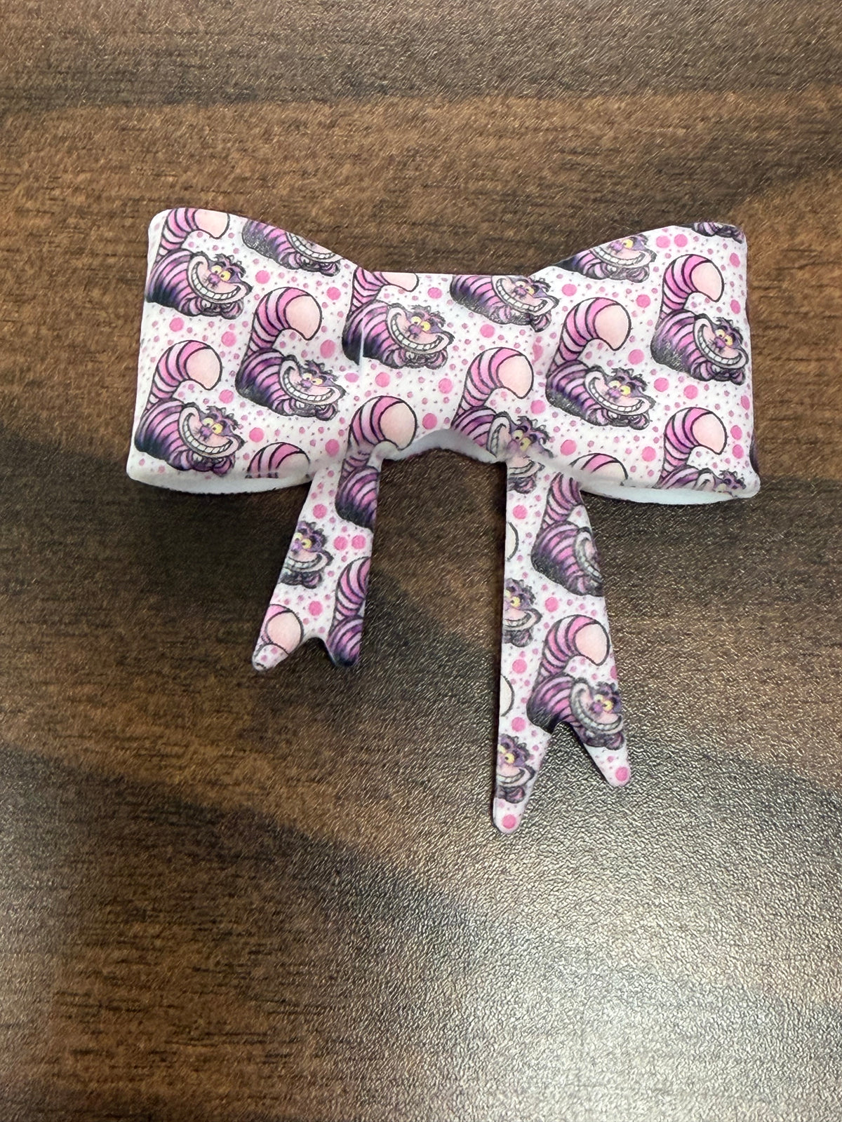 Troublesome Cat 3D Silicone bow focal bead