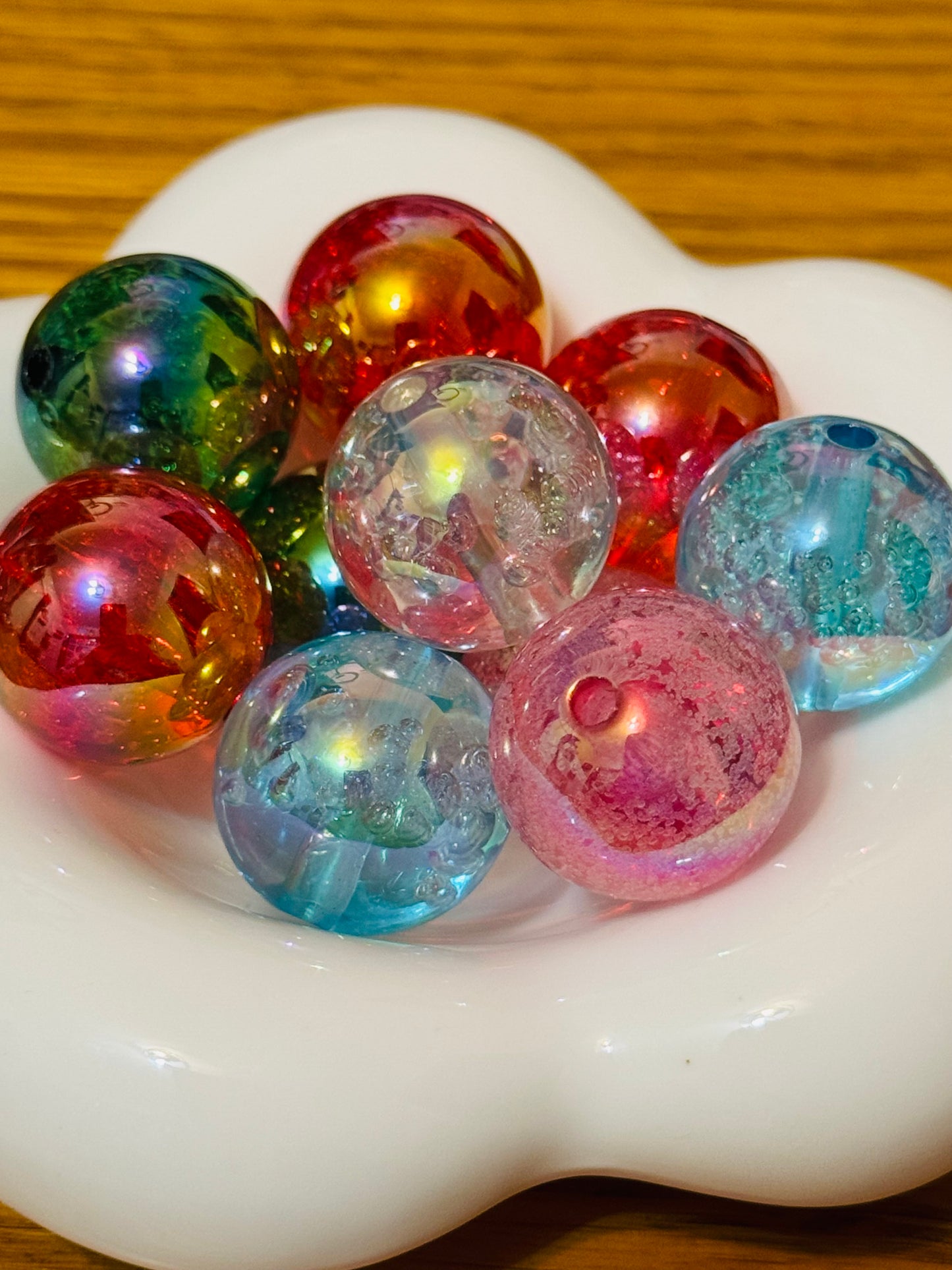 Acrylic 16mm UV bubbles beads -10 pack