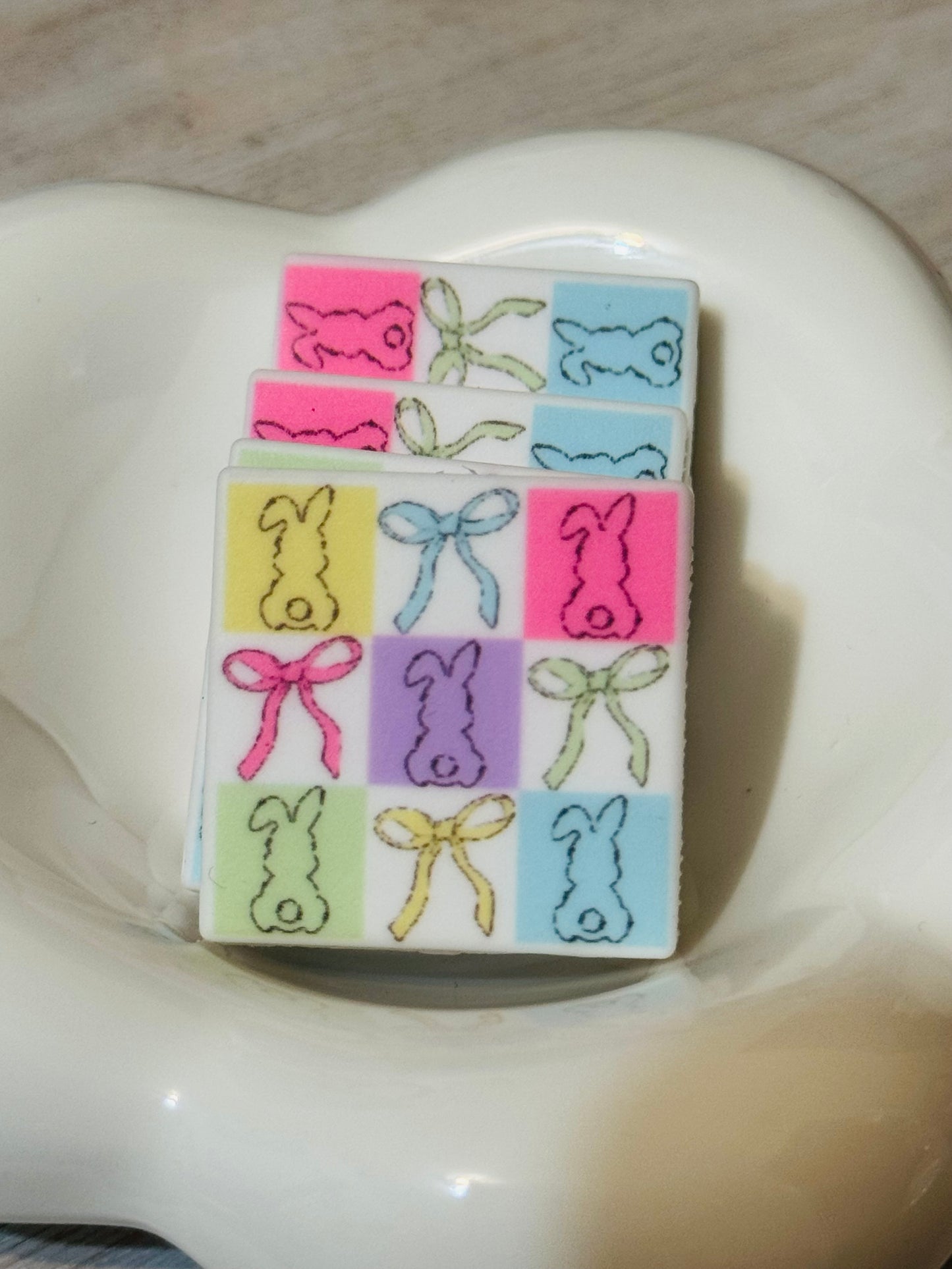 Bunny and Bow checkered silicone focal bead -1