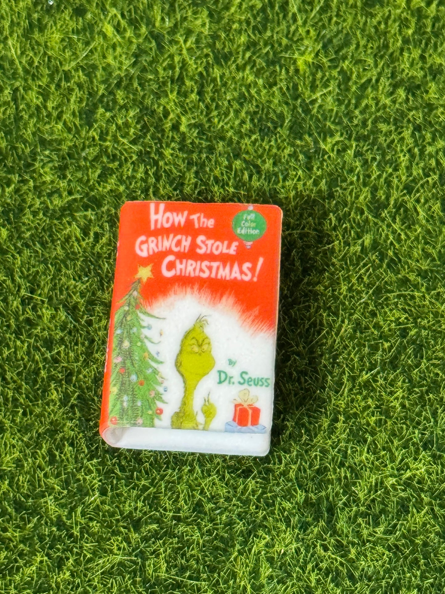 Grinchy Books Custom silicone Focal Bead