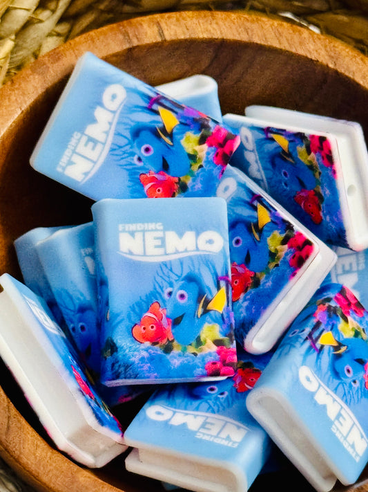 Orange fish & Dory Silicone Book Focal Bead -1