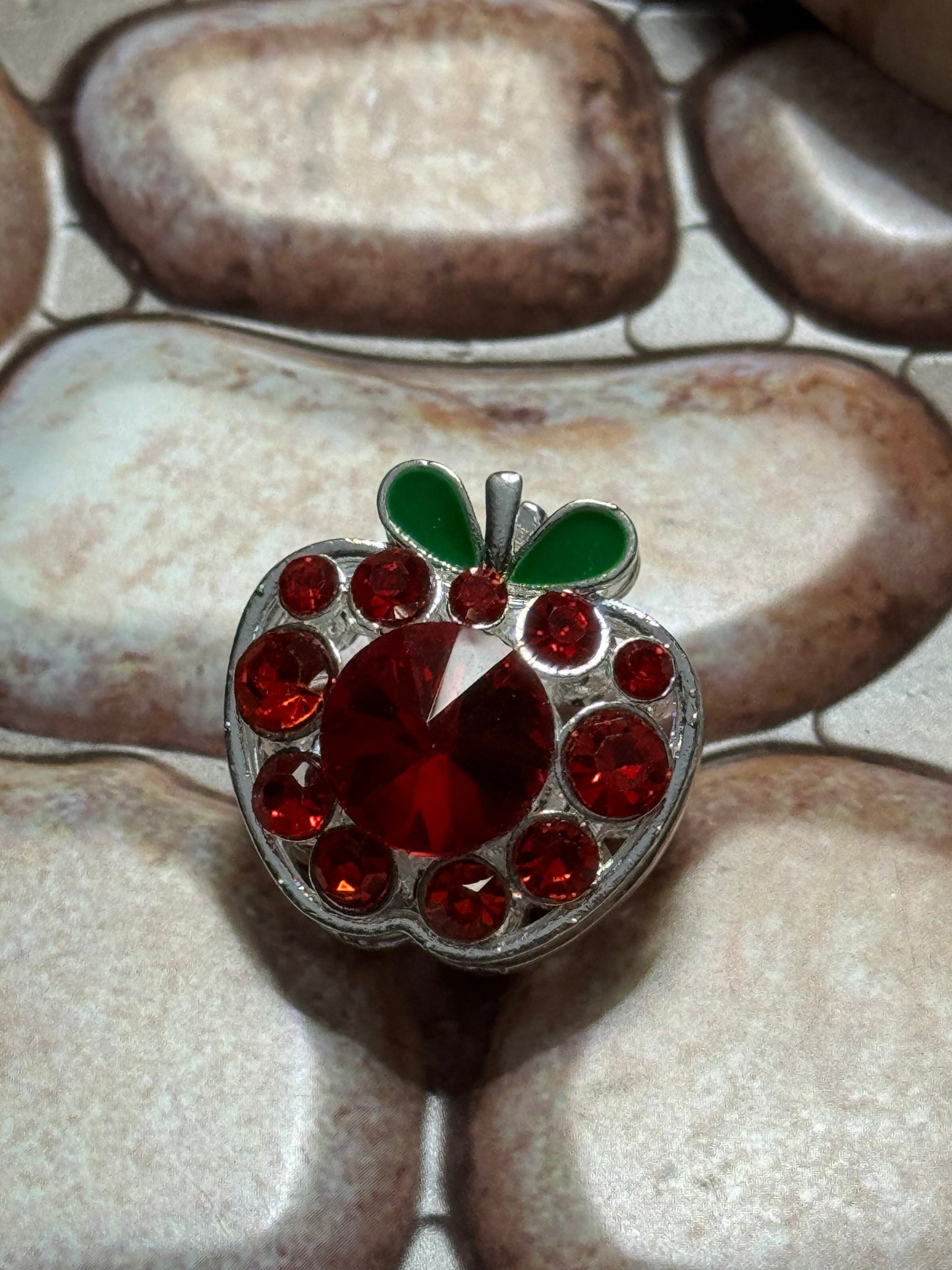 Apple Rhinestone Bead-1
