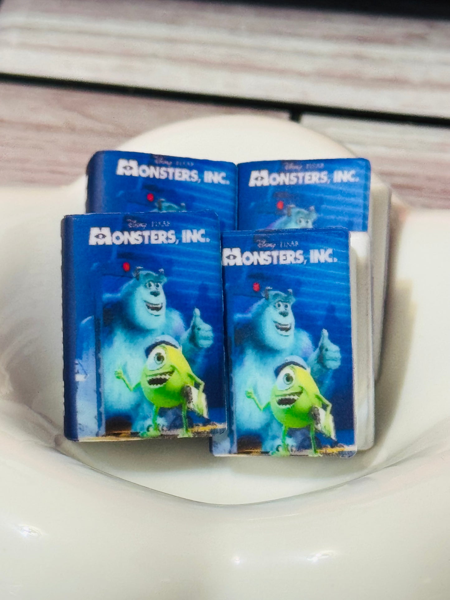 Monsters silicone focal book bead-1