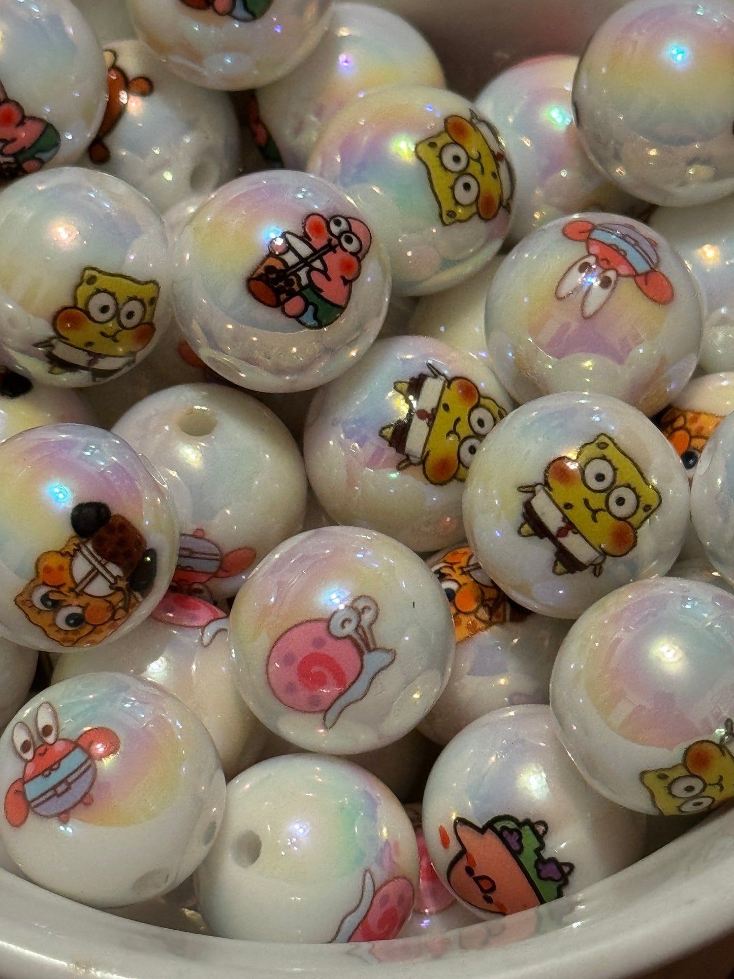 Sponge and Friends Acrylic 16mm beads 10-pack