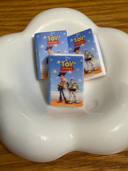 Toys and story book silicone bead -1