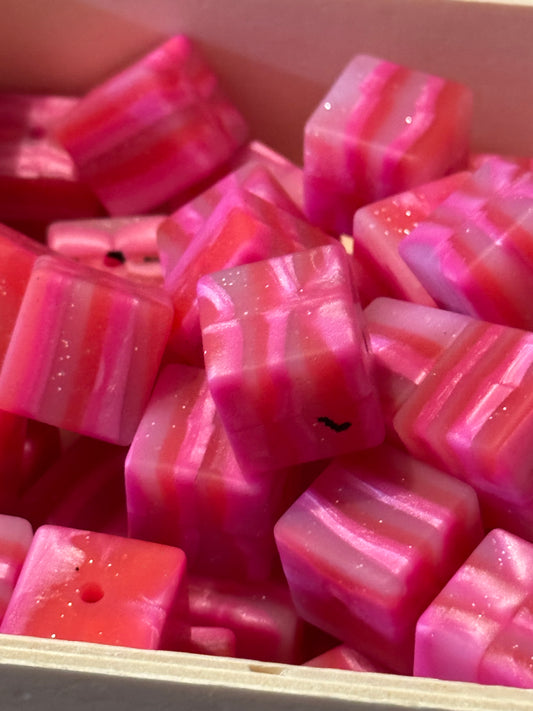 Glittery Pinkalious square silicone bead-1
