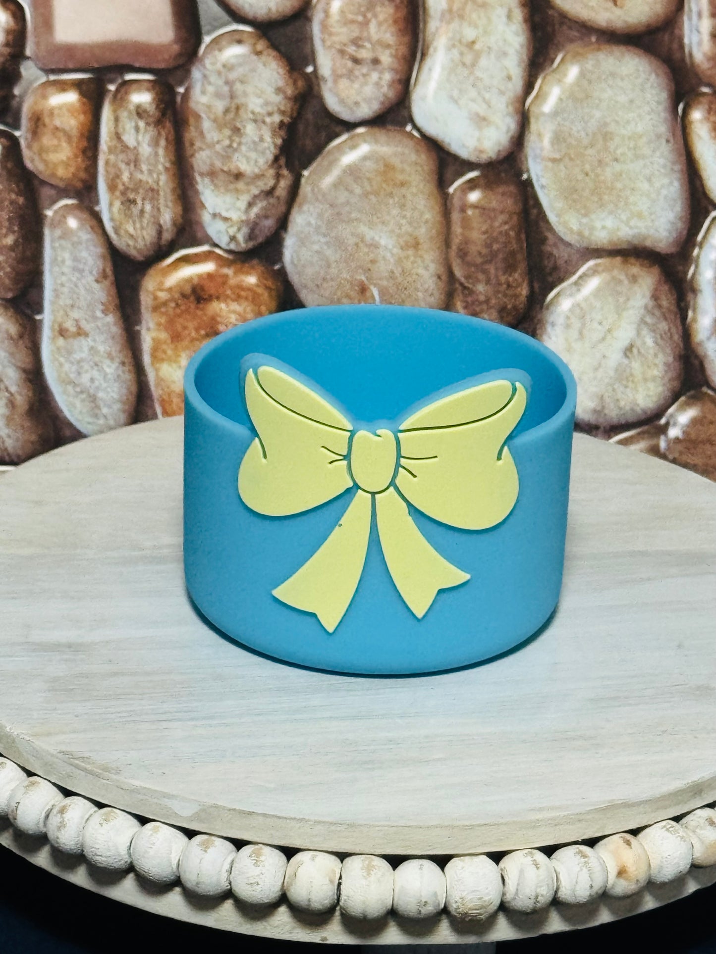 Bow Silicone Tumbler Boots -1