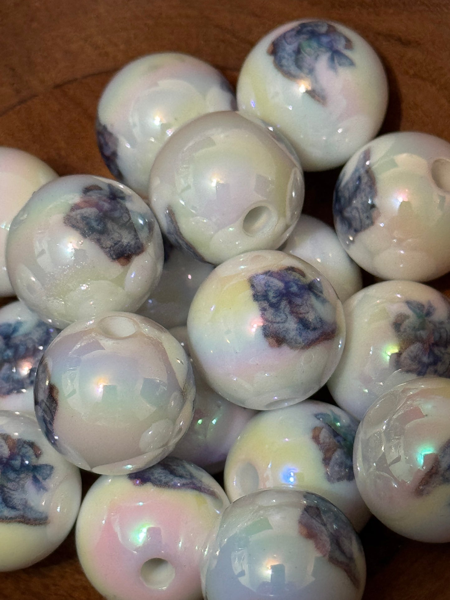 Bows and Boots Acrylic UV beads-1