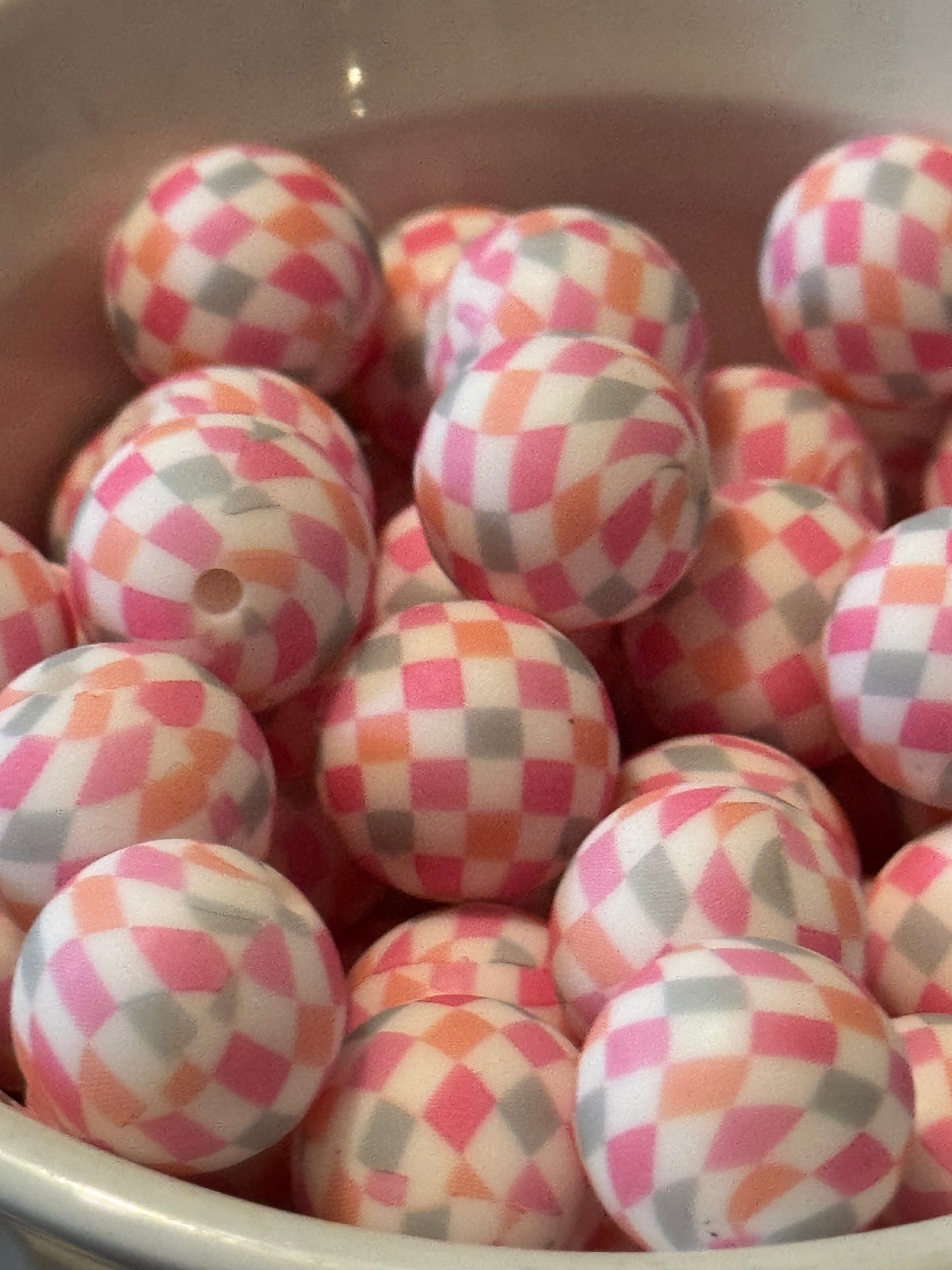 Retro Checkered Rainbow 15mm Silicone beads