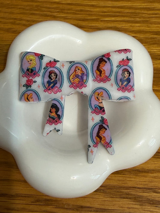 Princess Large Bow Silicone Focal Bead-1