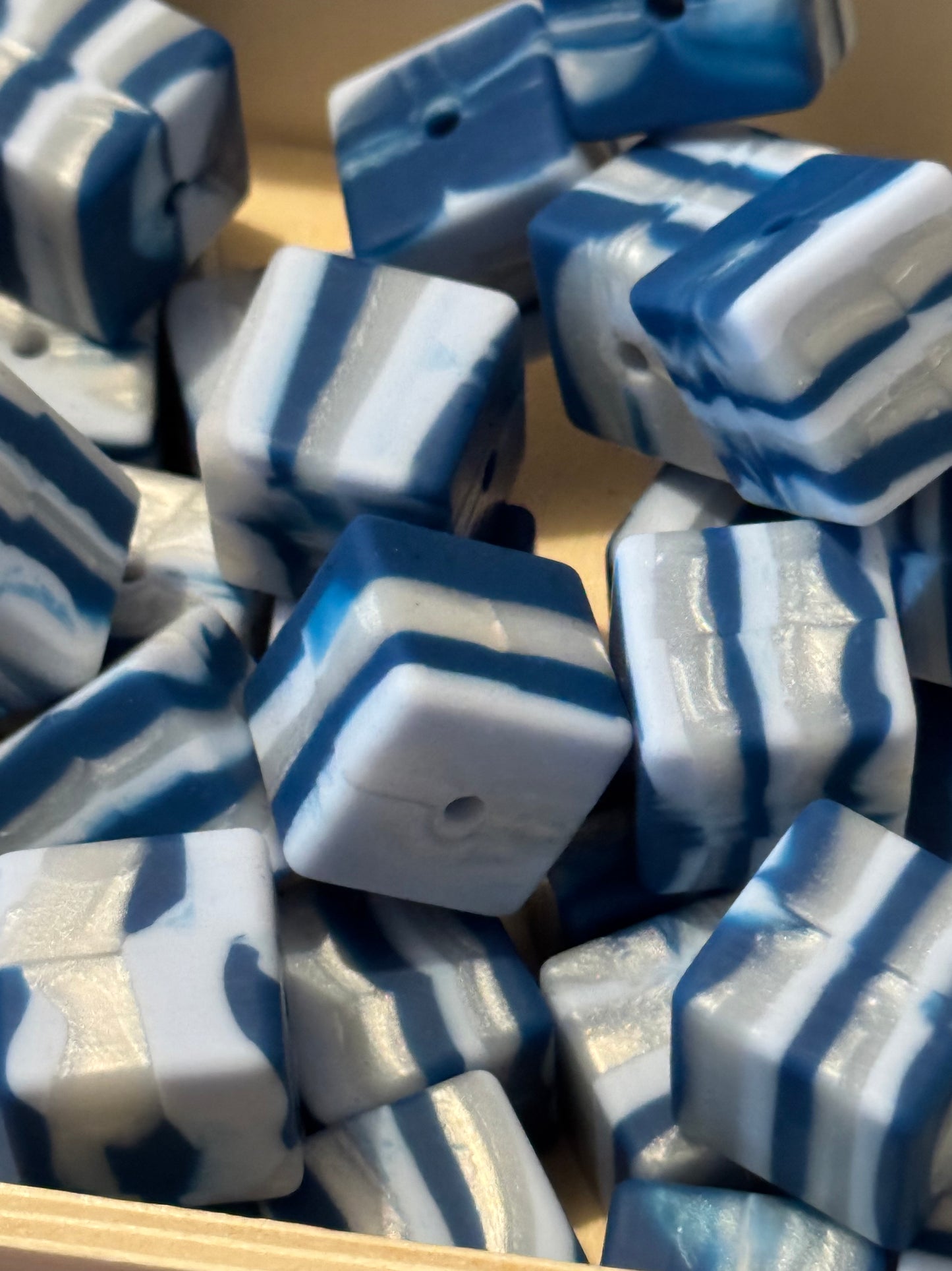 Storm clouds square silicone bead-1