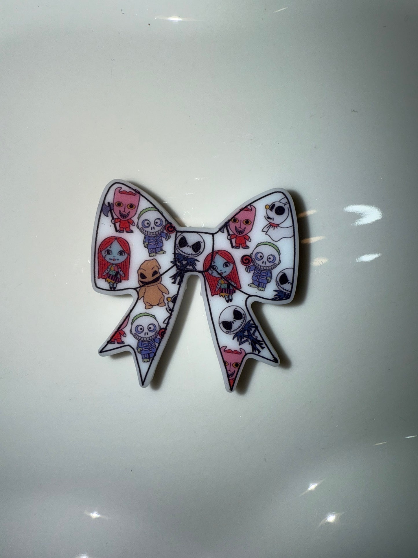 The nightmare couple glow in the dark Silicone Bow focal bead