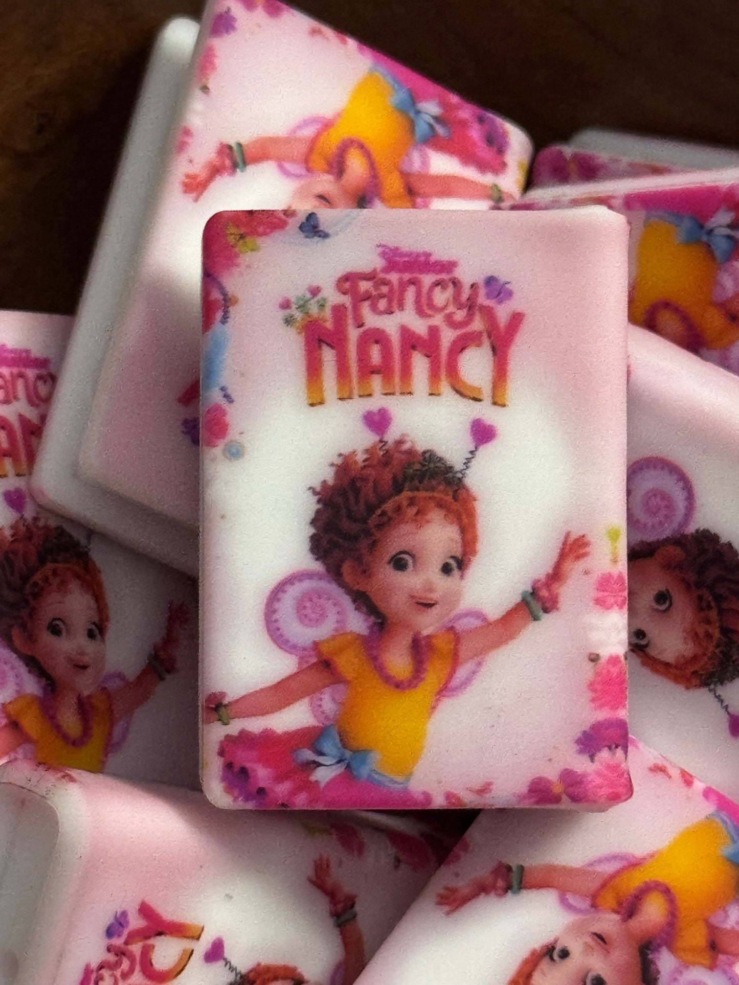 Fancy Nancy Silicone Book Focal Bead-1
