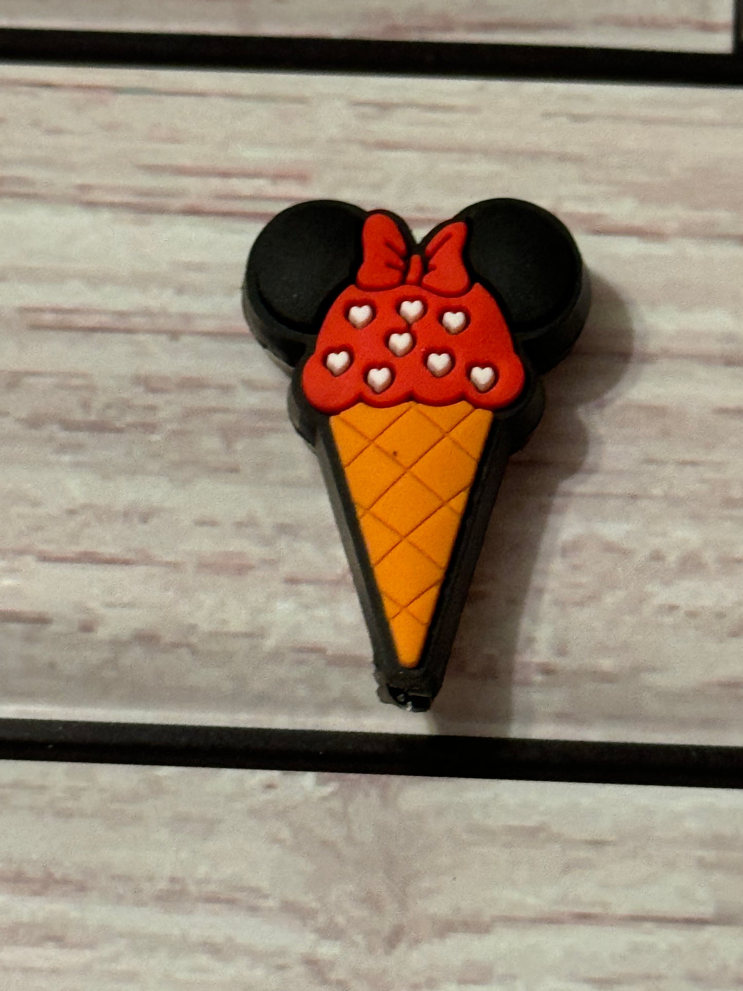 Ice cream mouse